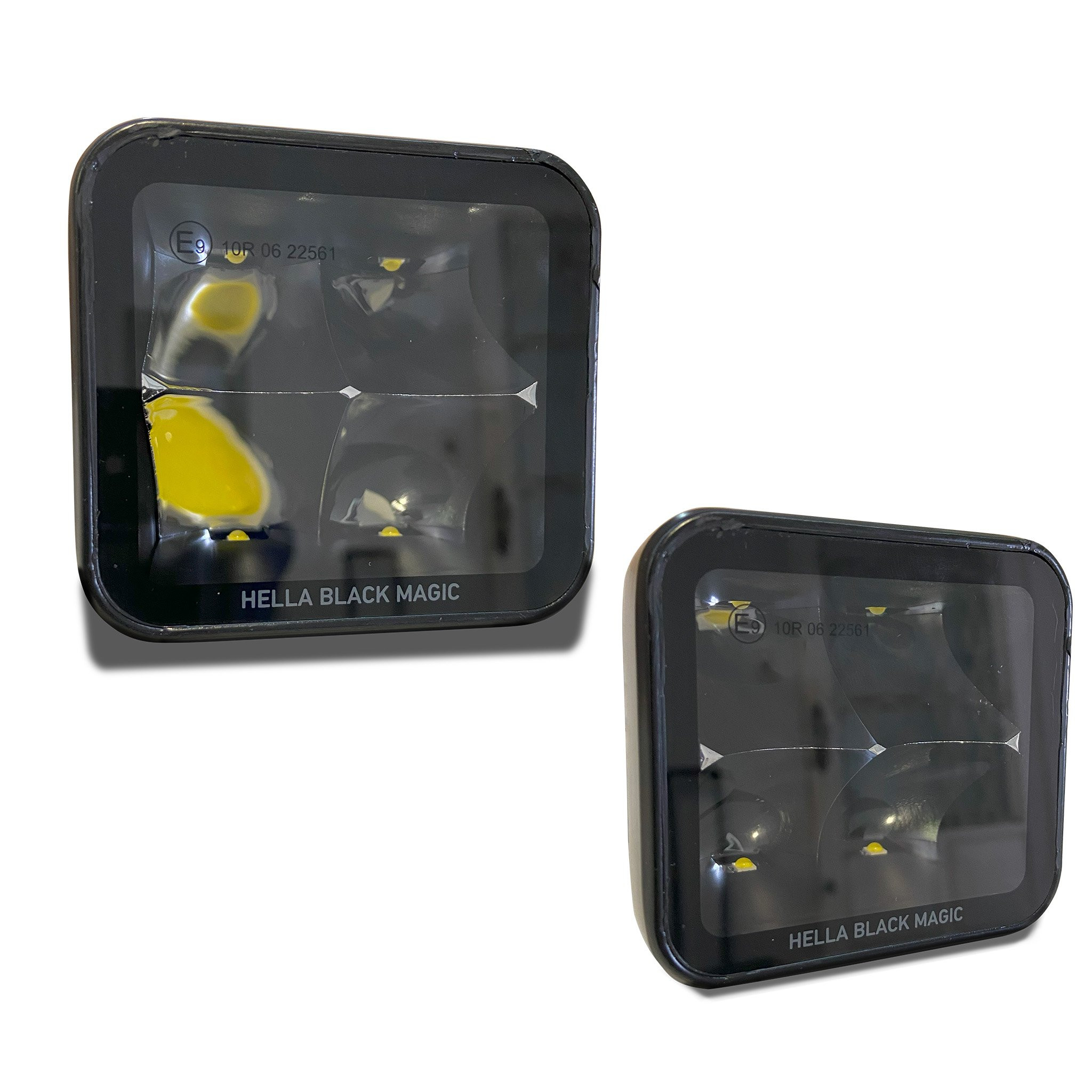 PAR DE FAROL AUXILIAR UNIVERSAL 4 LEDS 40W HELLA CATERPILLAR 