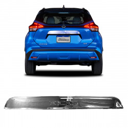 APLIQUE TAMPA DE PORTA-MALAS NISSAN KICKS CROMADO VO6