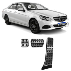 JOGO DE PEDALEIRA MERCEDES BENZ ALUMINIO E BORRACHA Vo6
